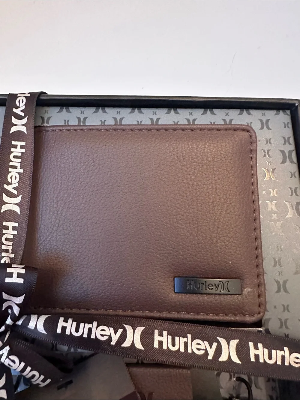 Men’s Hurley Brown Wallet Gift Set
